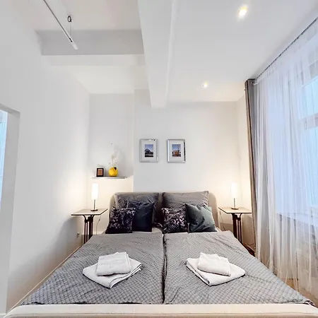 Modern In براغ