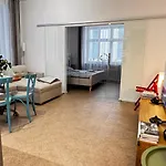 Lägenhet Modern In Prag